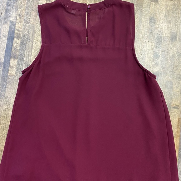 Monteau Los Angeles size large sleeveless blouse with peekaboo cut out on chest - Picture 4 of 4